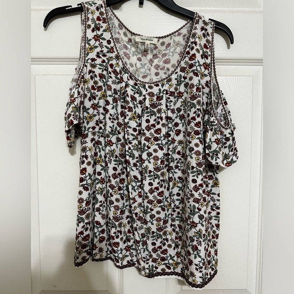 Max studio top - Picture 1 of 2